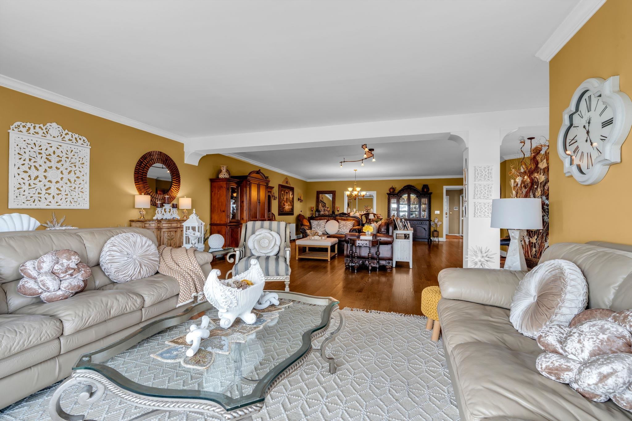 300 OCEAN Avenue, Long Branch City, LONG BRANCH CITY, NJ 07740 - Property photo 5 of 48