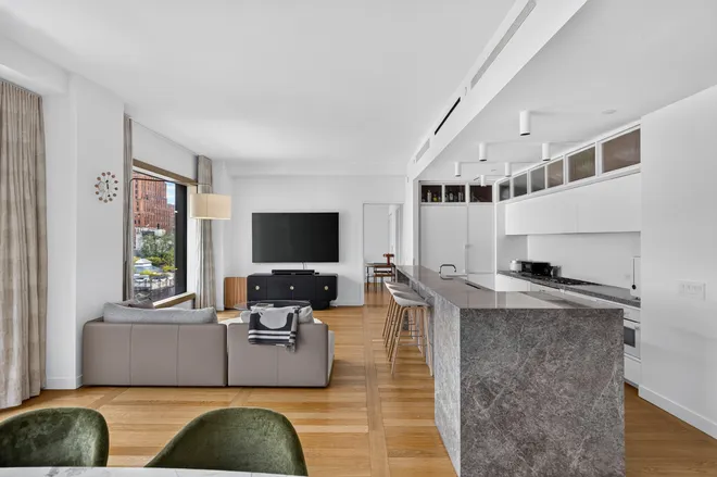 30 WARREN Street #9A, New York, NY 10007