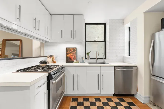 157 Ludlow Street #2-R, New York, NY 10002