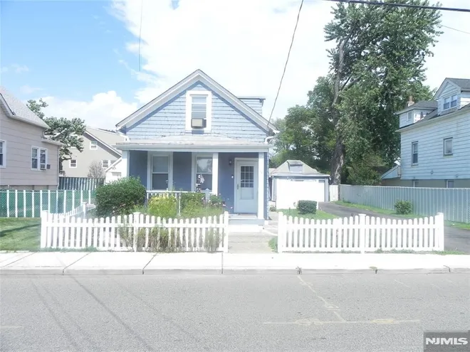 58 MARSHALL Avenue, Little Ferry, NJ 07643