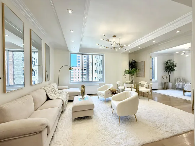 305 West 72nd Street #9-C, New York, NY 10023
