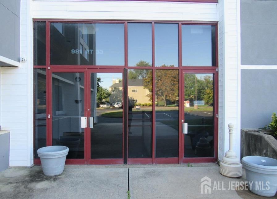 983 West STATE ROUTE 33 #2E, Monroe Township, Monroe, NJ 08831 - Property photo 2 of 7