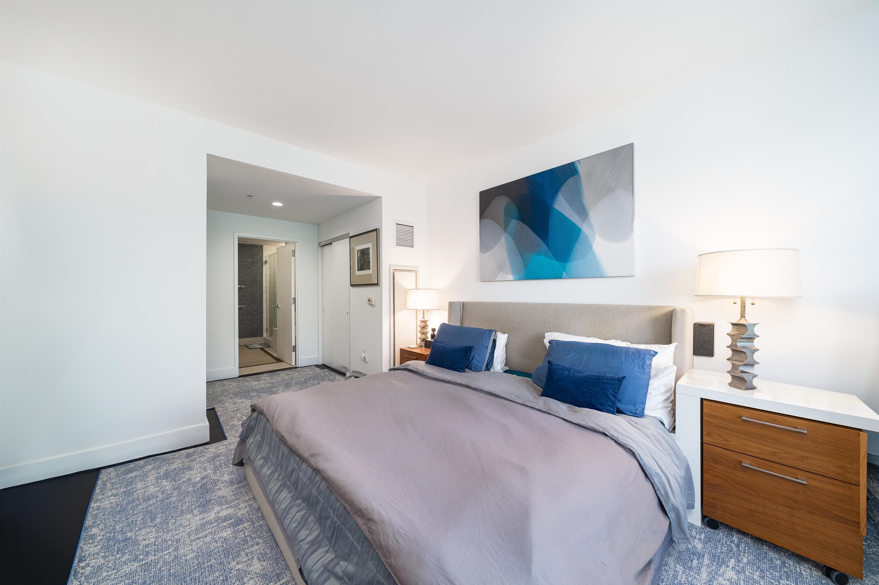 77 HUDSON Street #PH, Jersey City, JC Downtown, NJ 07302 - Property photo 4 of 33