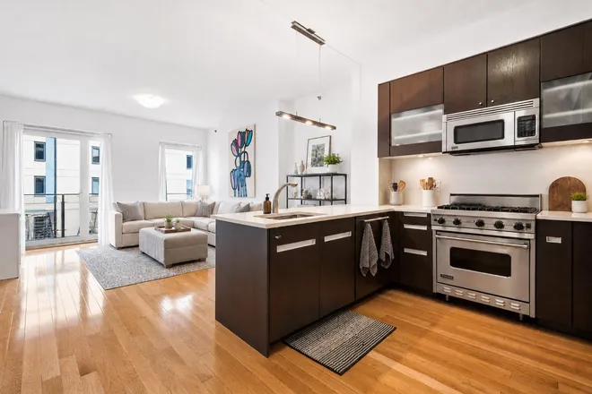 454 West 54th Street #4-K, New York, NY 10019