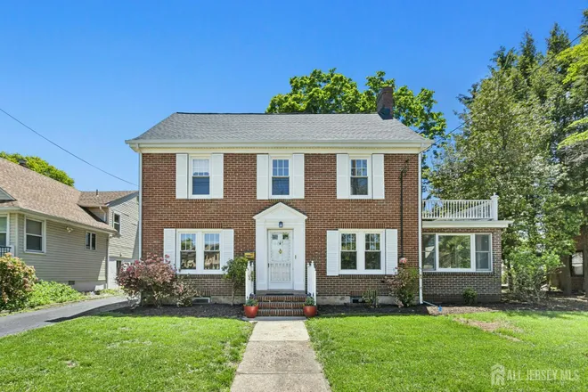 212 Central Avenue, Stelton, NJ 08817