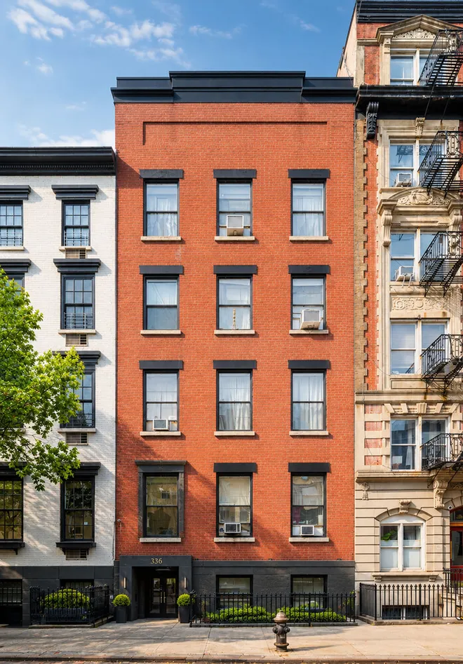 336 West 19th Street #1, New York, NY 10011