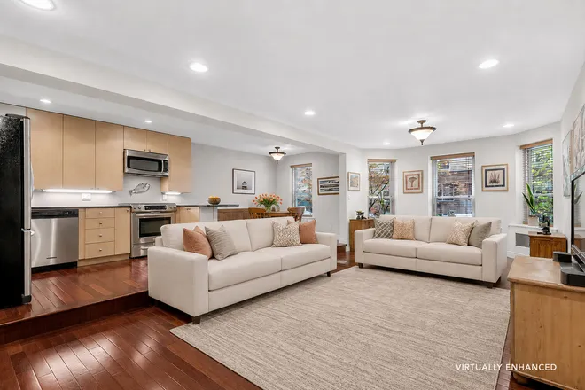 525 East 89th Street #1E, New York, NY 10128