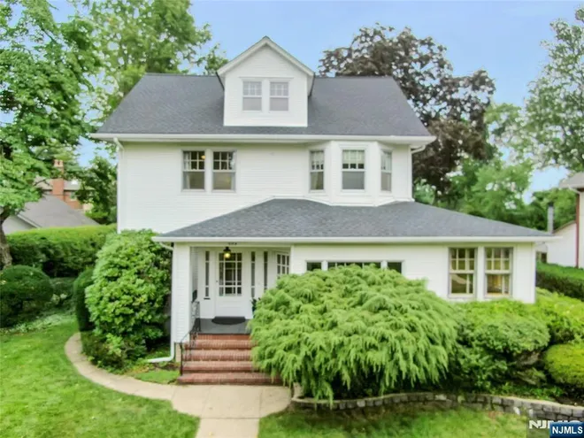 694 Lotus, Oradell, NJ 07649