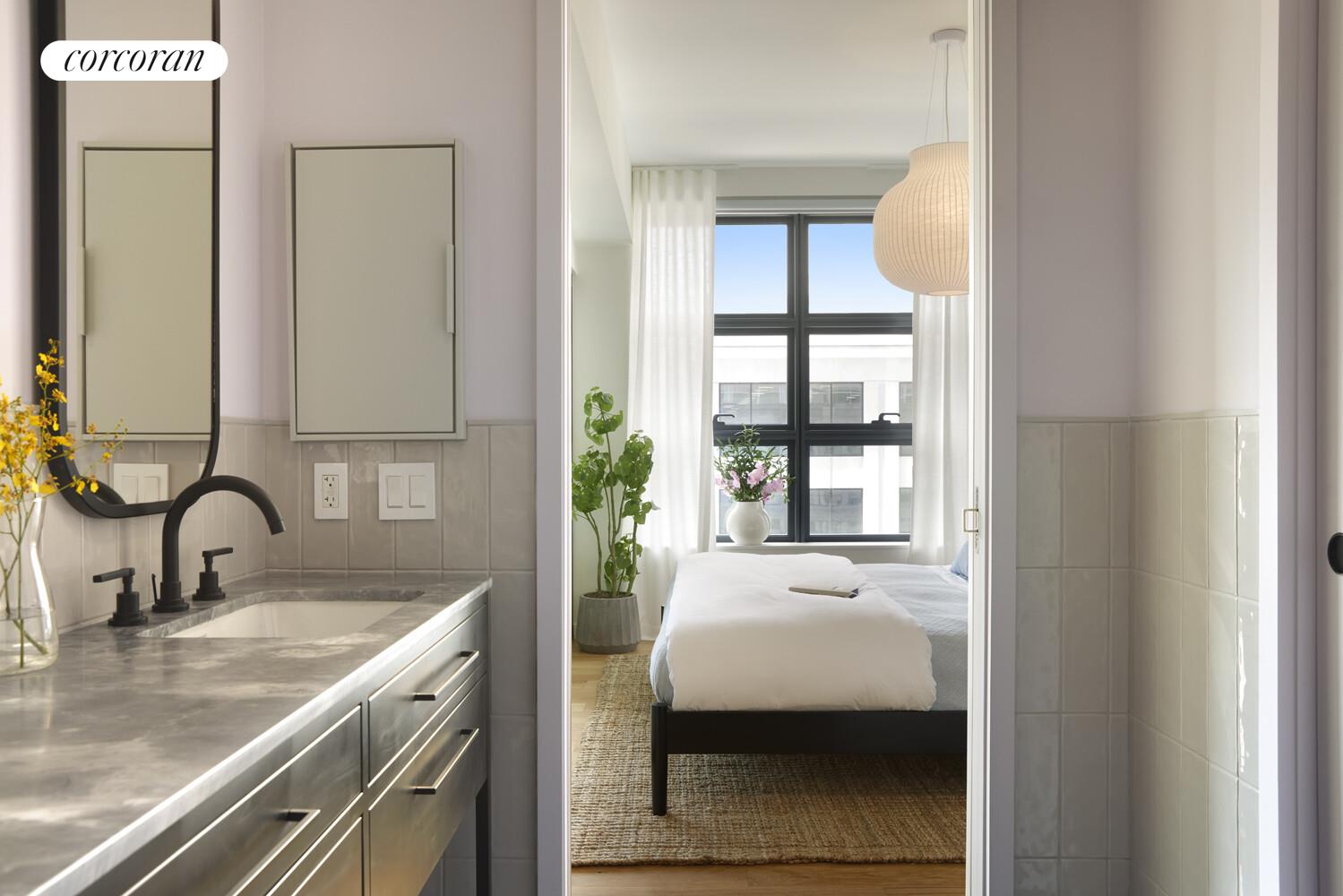 547 West 47th Street #606, Hell's Kitchen, Manhattan, NY 10036 - Property photo 4 of 29