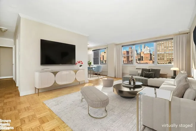 1175 YORK Avenue #17M, New York, NY 10065
