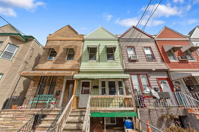 196 UNION Street, JC, Bergen-Lafayette, NJ 07304