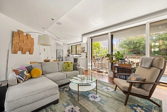 268 WYTHE Avenue #2B, Brooklyn, NY 11249