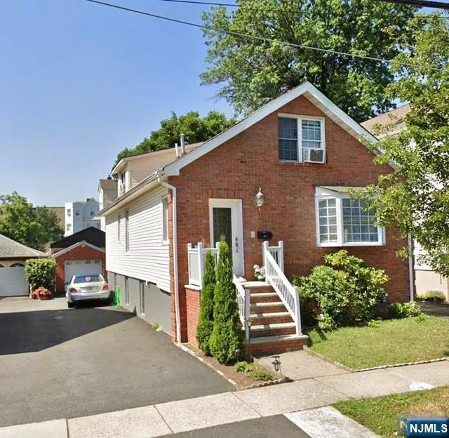 214 Columbus, Cliffside Park, NJ 07010