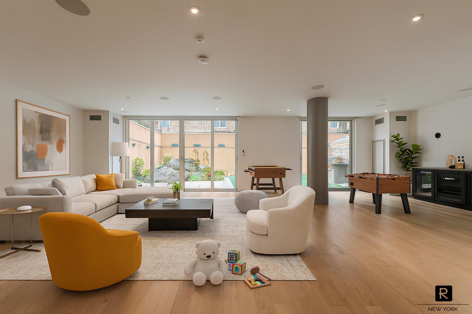 337 East 62nd Street #TH-1A, Upper East Side, Manhattan, NY 10065 - Property photo 4 of 12