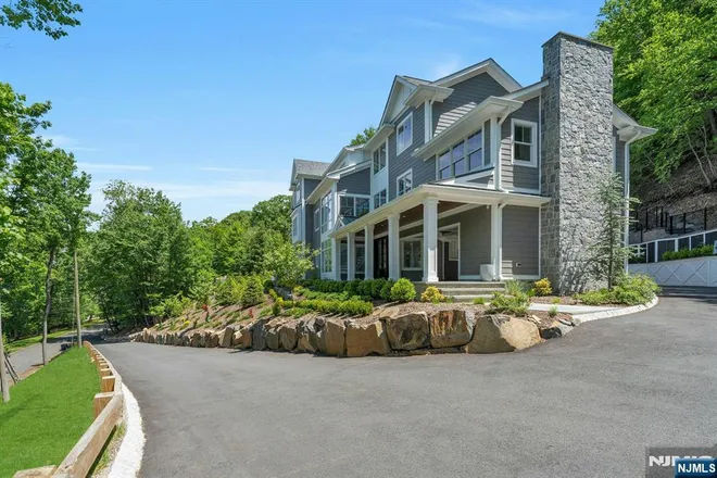976 Scioto, Franklin Lakes, NJ 07417