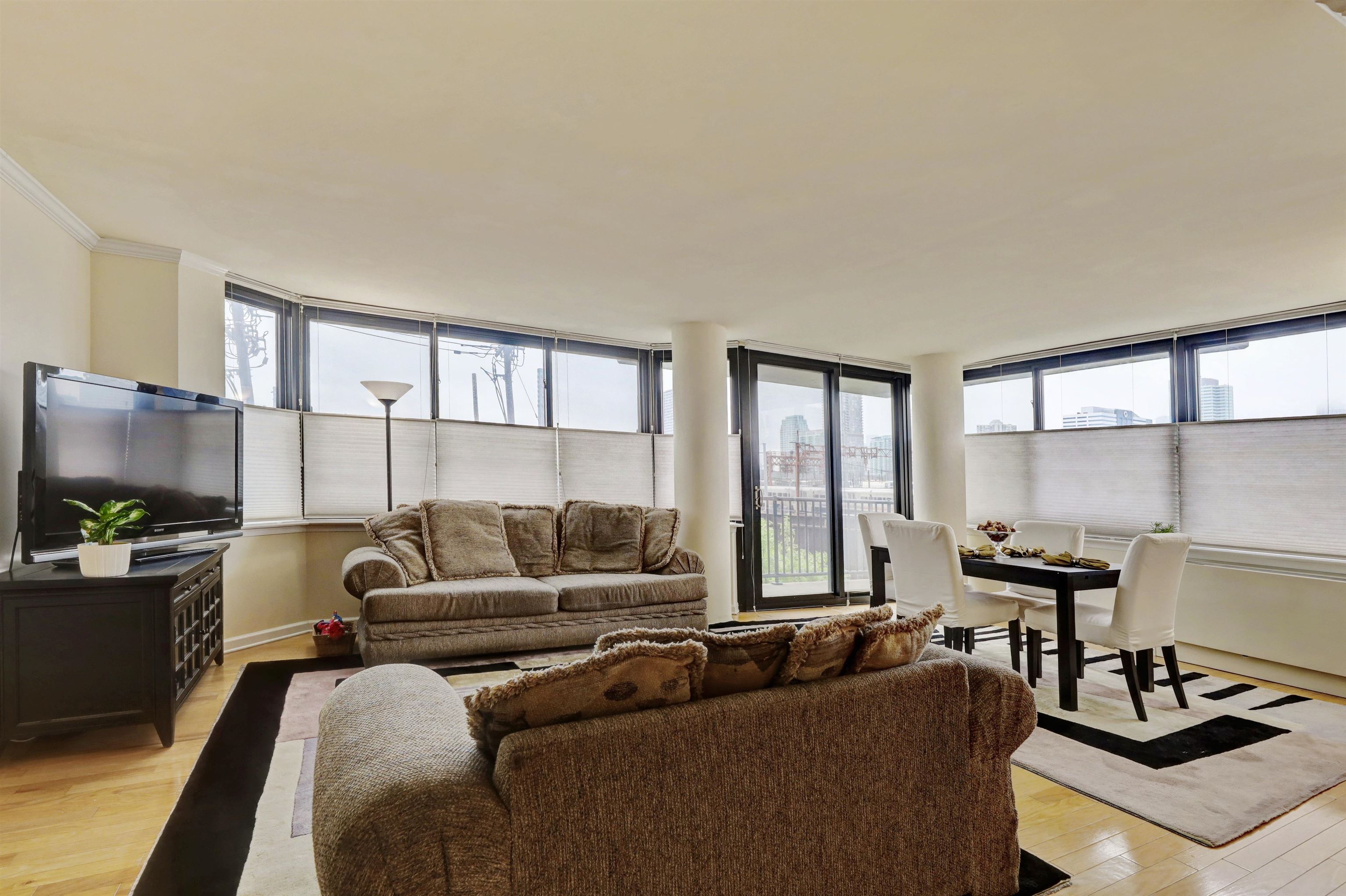 700 GROVE Street, Jersey City, JC Downtown, NJ 07310 - Property photo 5 of 36