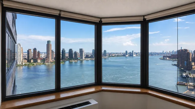 415 East 37th Street #35D, New York, NY 10016