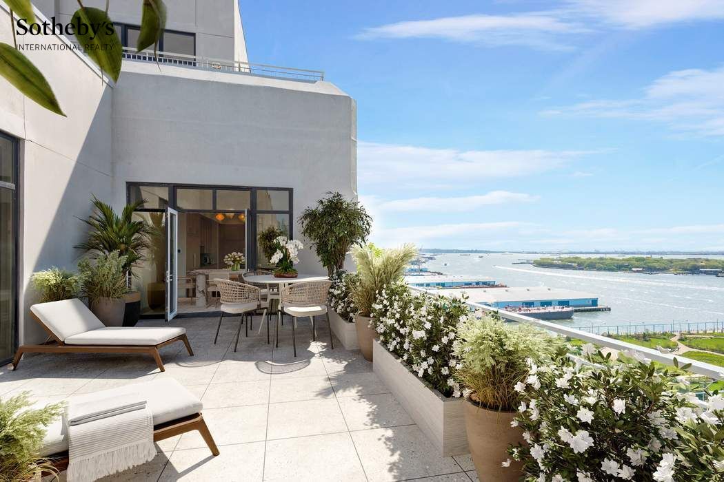 360 Furman Street #1216, Brooklyn Heights, Brooklyn, NY 11201 - Property photo 5 of 43