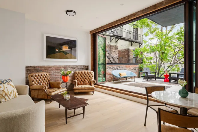 61 RIVINGTON Street #4B, New York, NY 10002