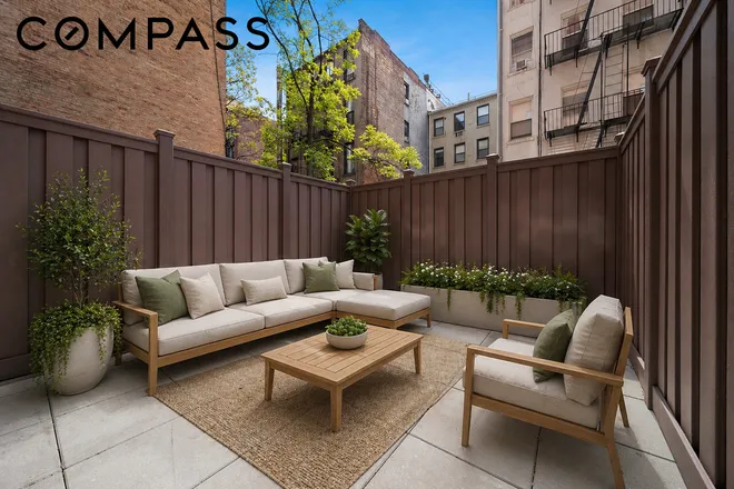 200 East 27th Street #1G, New York, NY 10016