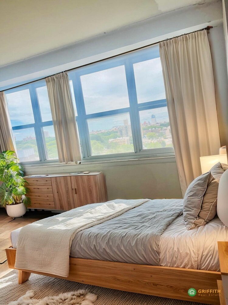 135 OCEAN Parkway #11S, Kensington, Brooklyn, NY 11218 - Property photo 4 of 9