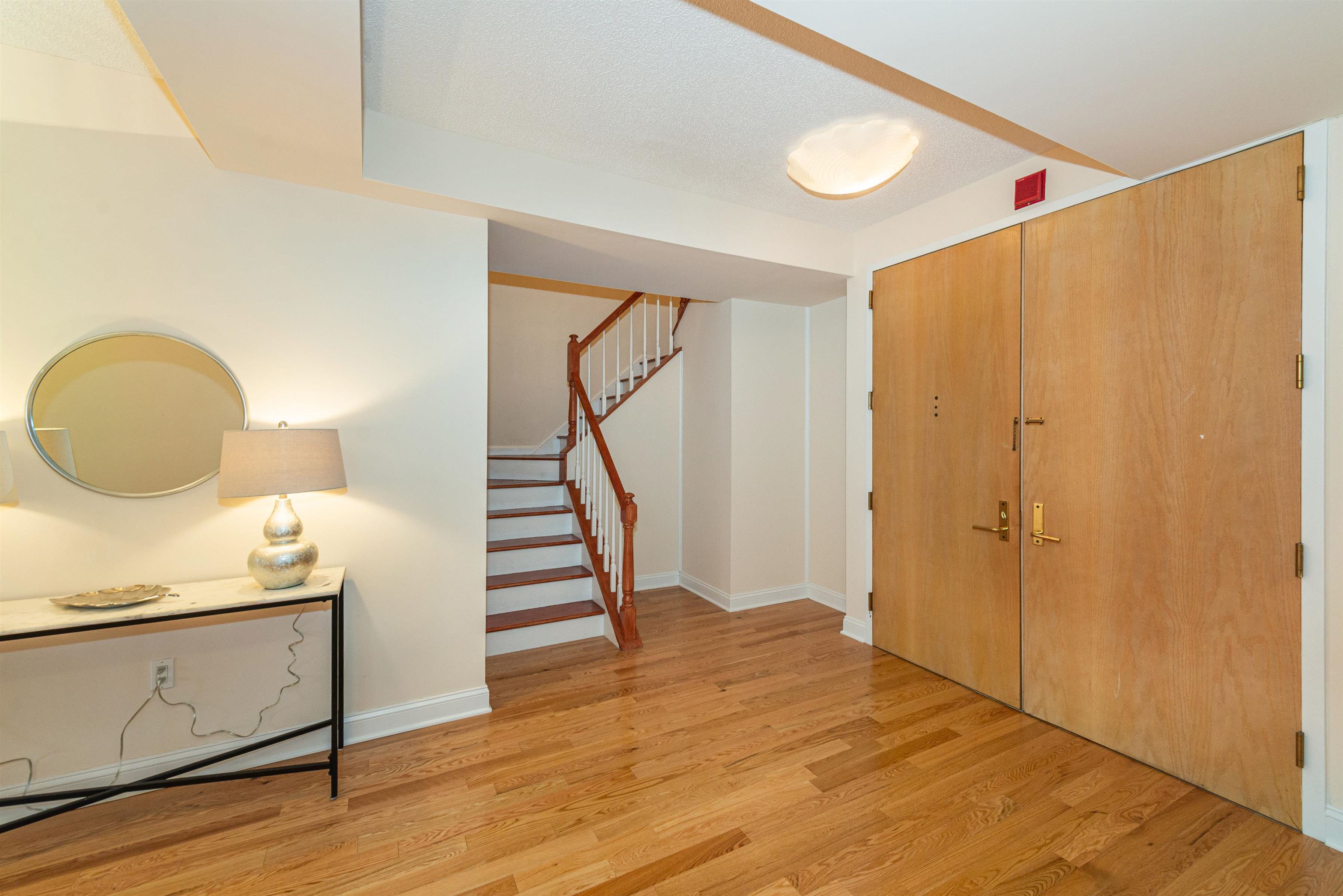 10 SMITH MANOR Boulevard, West Orange Township, West Orange, NJ 07052 - Property photo 4 of 50