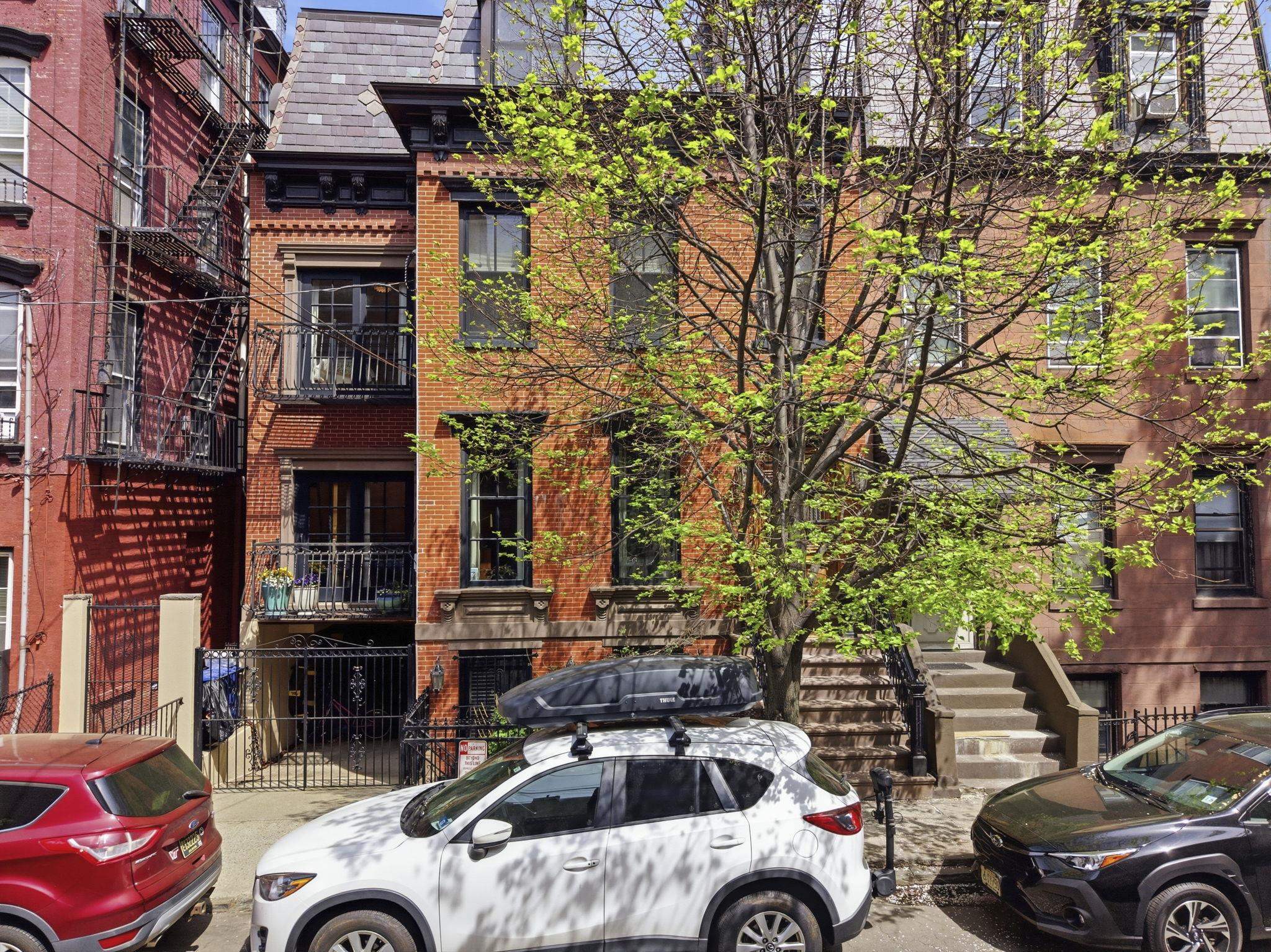 160 10th Street, Hoboken City, Hoboken, NJ 07030 - Property photo 4 of 50