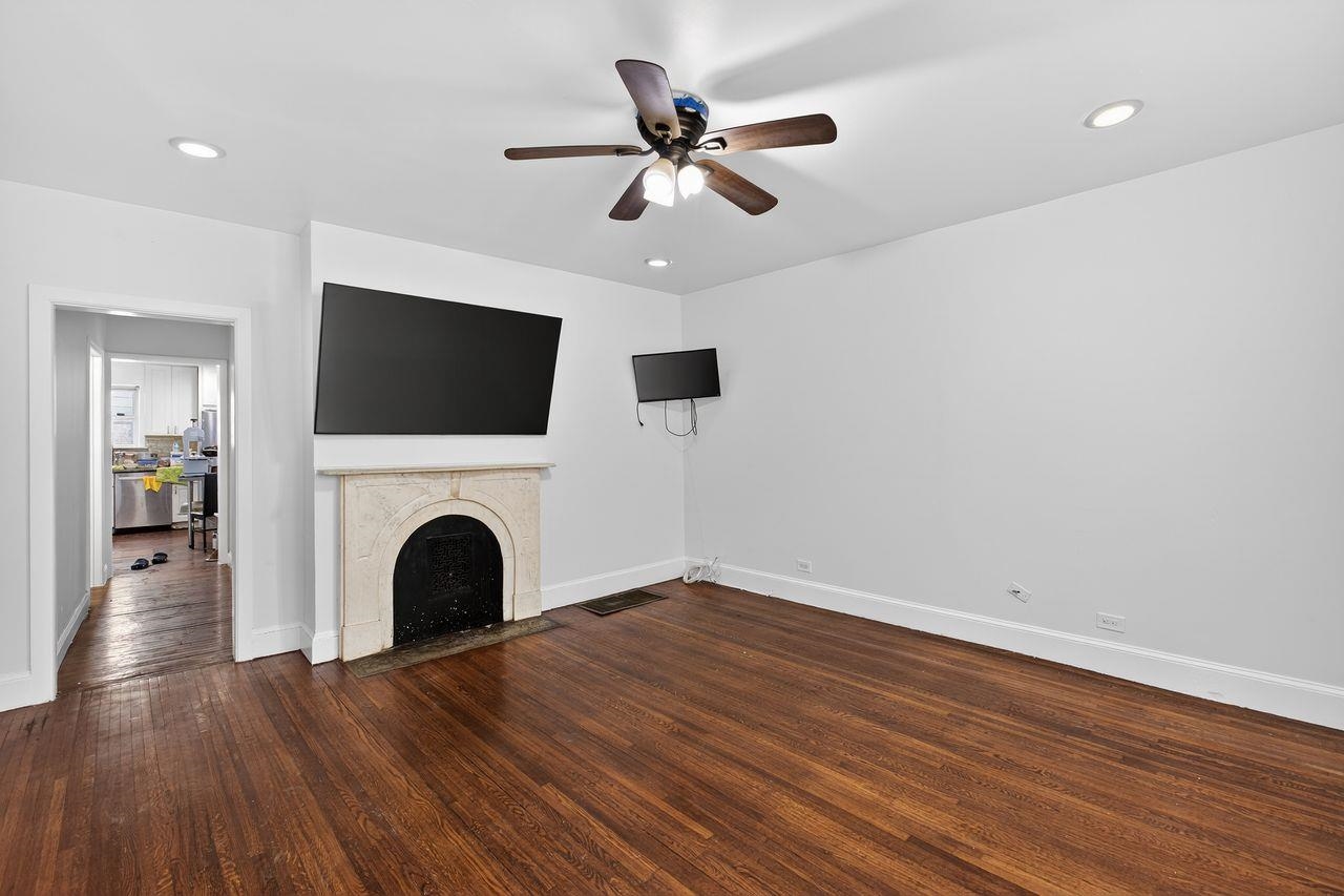 44 LEXINGTON Avenue, Jersey City, JC Greenville, NJ 07304 - Property photo 3 of 19
