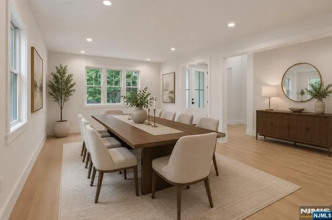 103 Hallberg, Bergenfield, NJ 07621