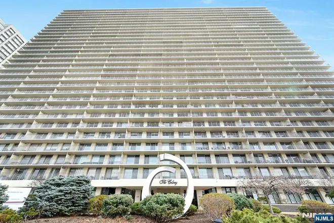 1530 Palisade #27D, Fort Lee, NJ 07024