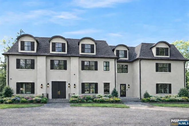 241 Saddle River, Saddle River, NJ 07458