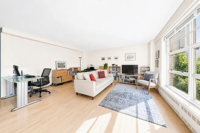 80 LA SALLE Street #8A, New York, NY 10027