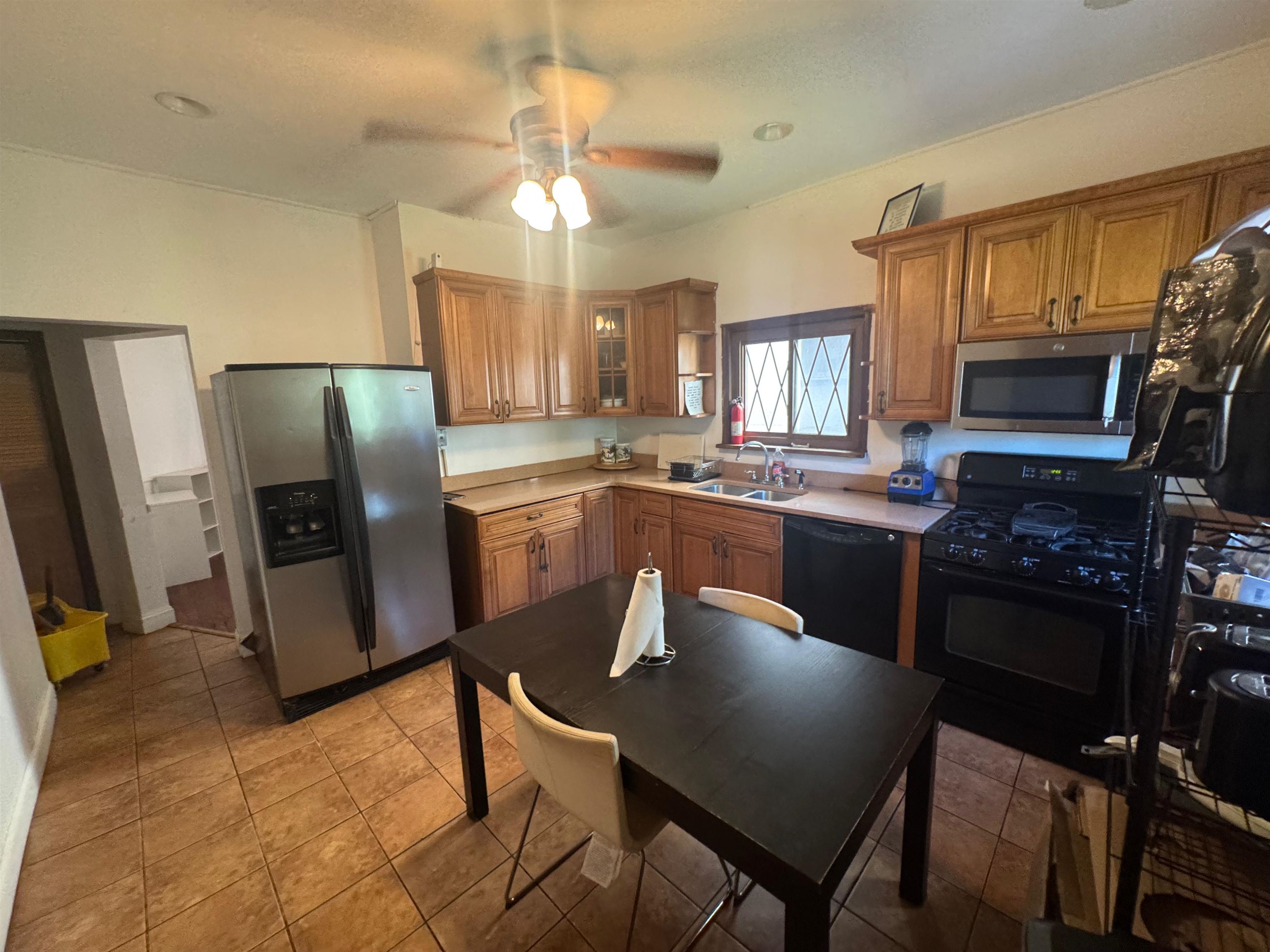 68 DANFORTH Avenue, Jersey City, JC Greenville, NJ 07304 - Property photo 2 of 24