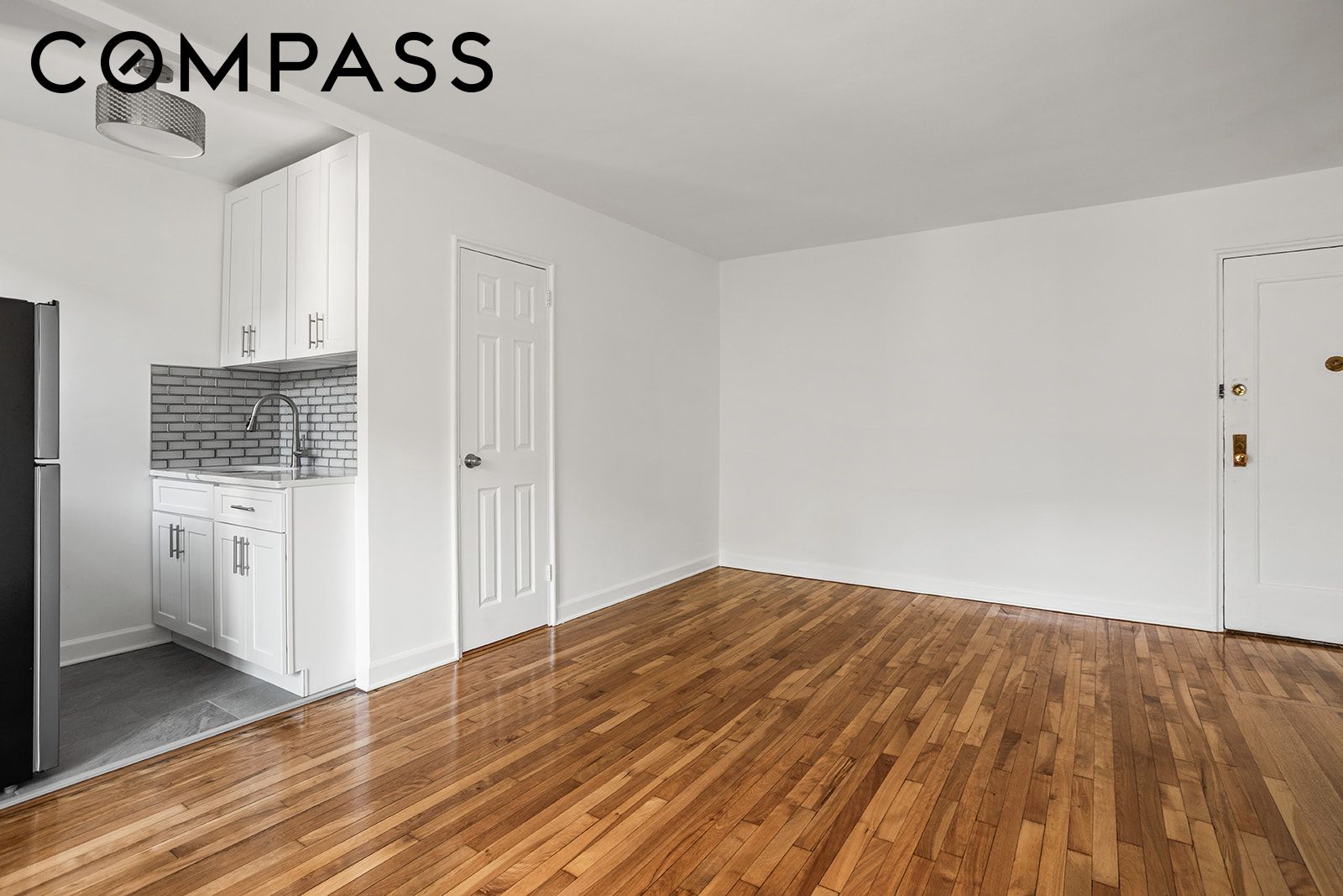 33-35 81st Street #5A, Jackson Heights, Queens, NY 11372 - Property photo 4 of 12