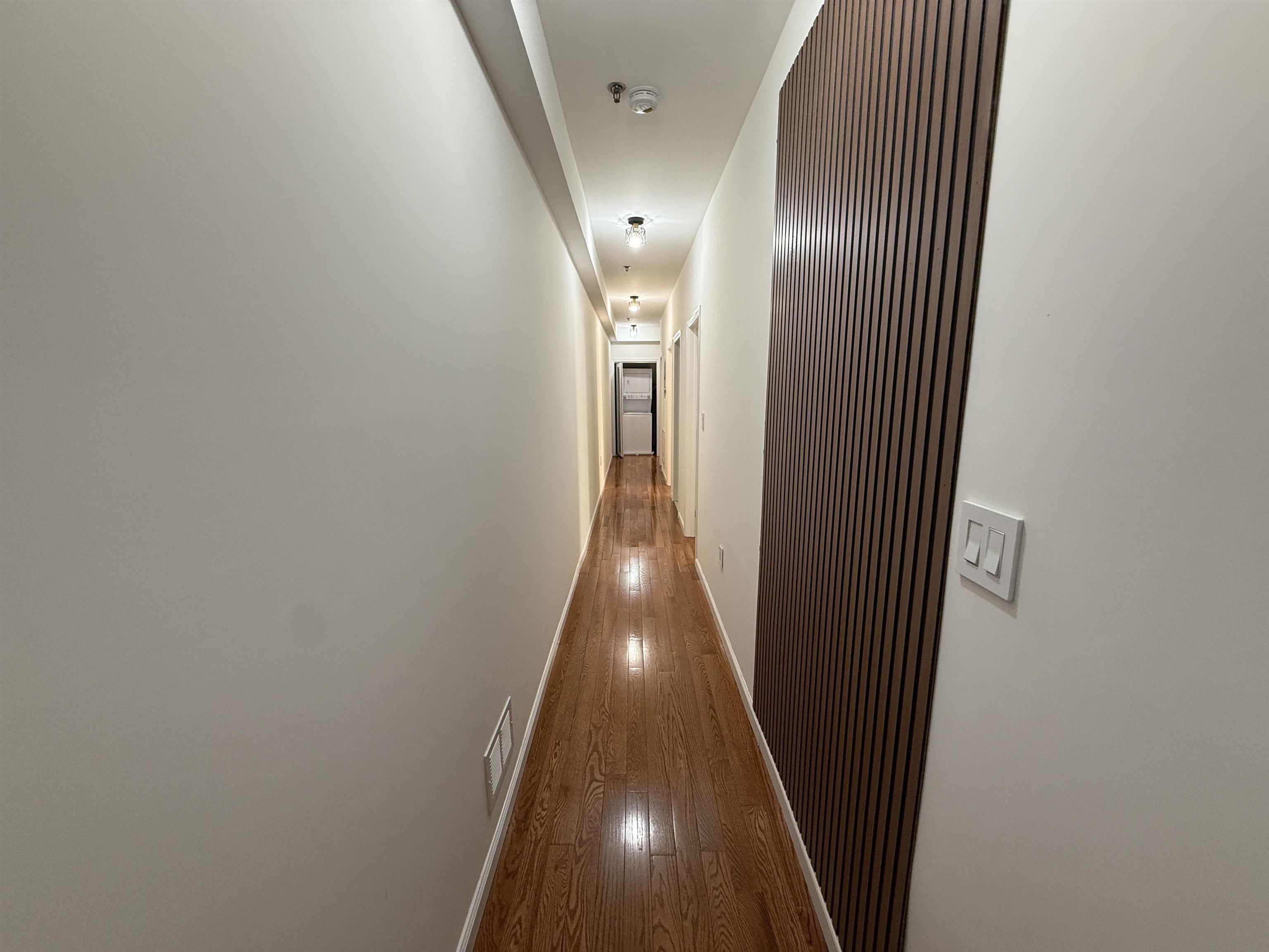 189 TERRACE Avenue, Jersey City, JC Heights, NJ 07307 - Property photo 4 of 23
