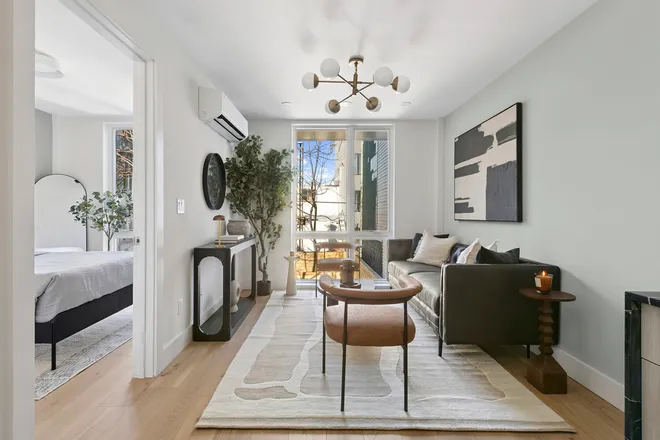 1811 MENAHAN Street #2R, Ridgewood, NY 11385