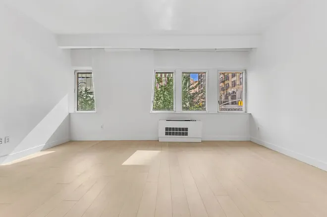 25 West HOUSTON Street #2B, New York, NY 10012