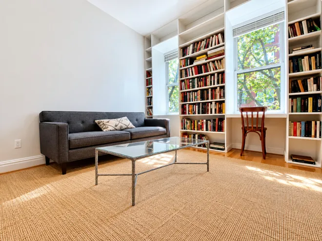 41 PERRY Street #2D, New York, NY 10014