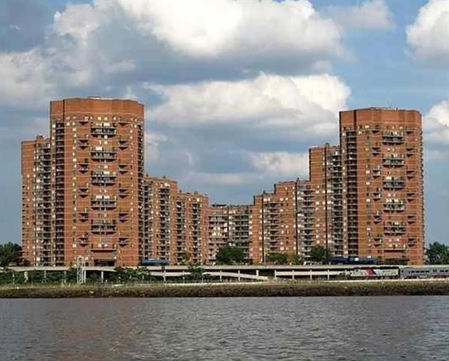 2138 HARMON COVE TOWER, Secaucus Town, Secaucus, NJ 07094 - Property photo 2 of 9