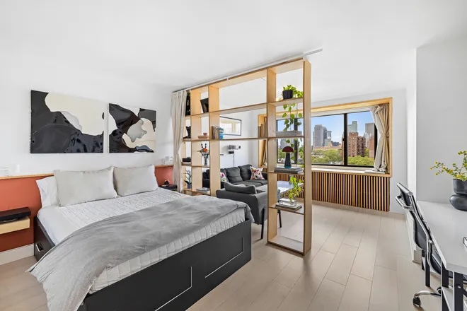 185 HALL Street #1109, Brooklyn, NY 11205