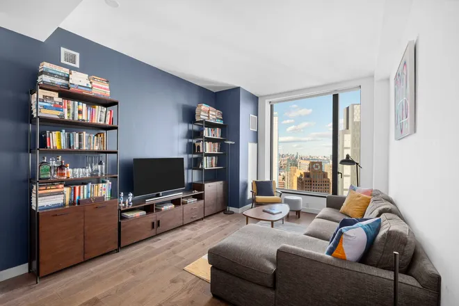 11 HOYT Street #45B, Brooklyn, NY 11201