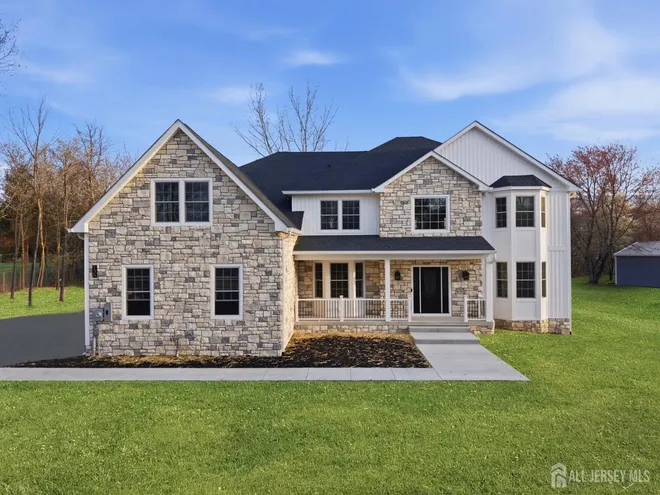 3 Siena Place, complex, NJ 08831
