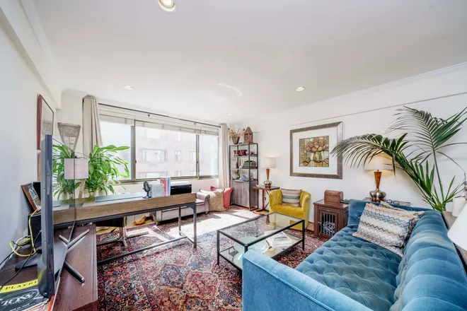 420 East 64th Street #E10C, New York, NY 10065