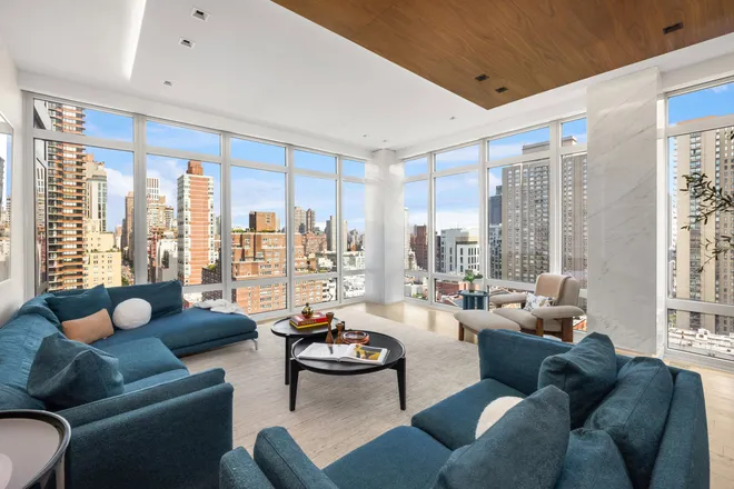 1355 1st Avenue #17, New York, NY 10021
