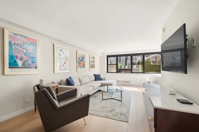 110 East 36th Street #5D, New York, NY 10016