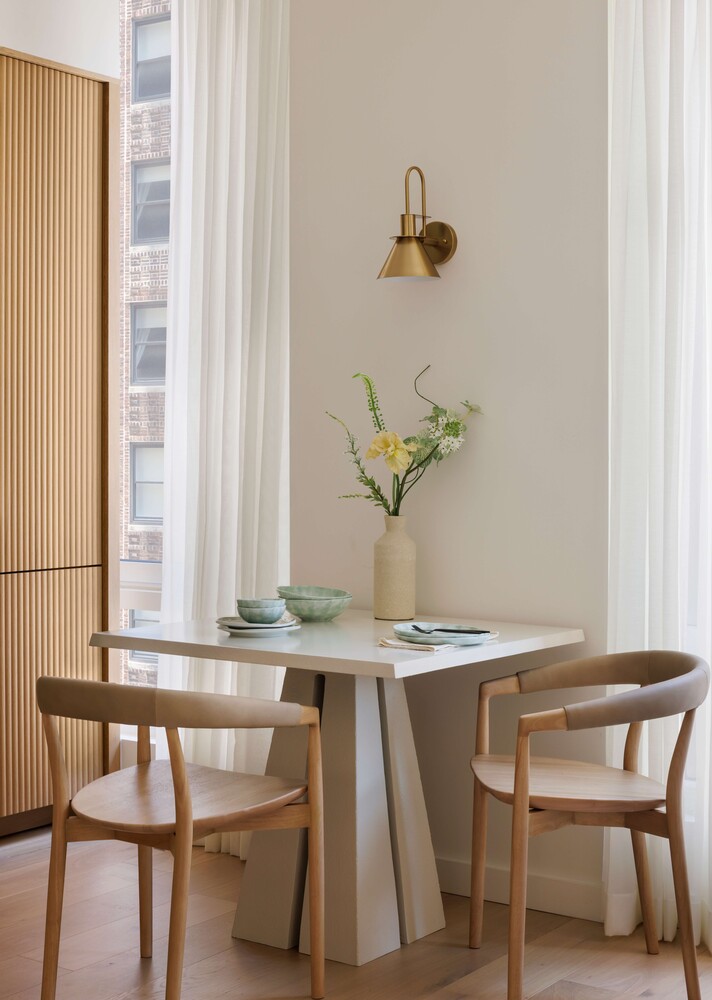 135 East 47th Street #14C, Turtle Bay, Manhattan, NY 10017 - Property photo 5 of 16