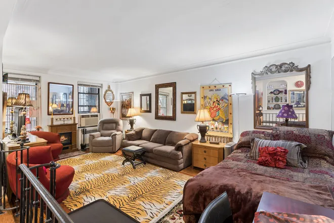 125 West 96th Street #2E, New York, NY 10025