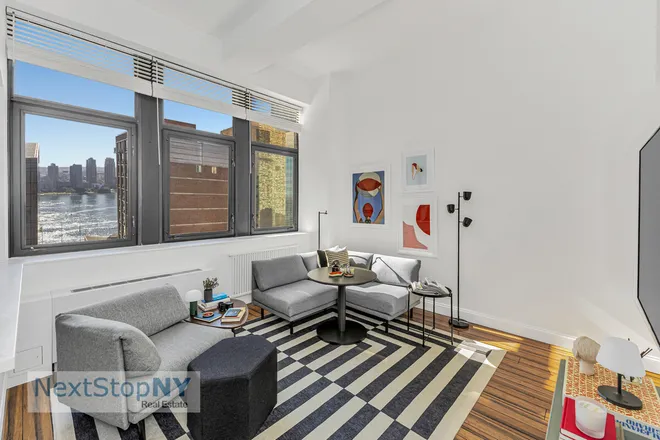 310 East 46th Street #22H, New York, NY 10017