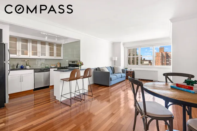 101 West 12th Street #15A, New York, NY 10011