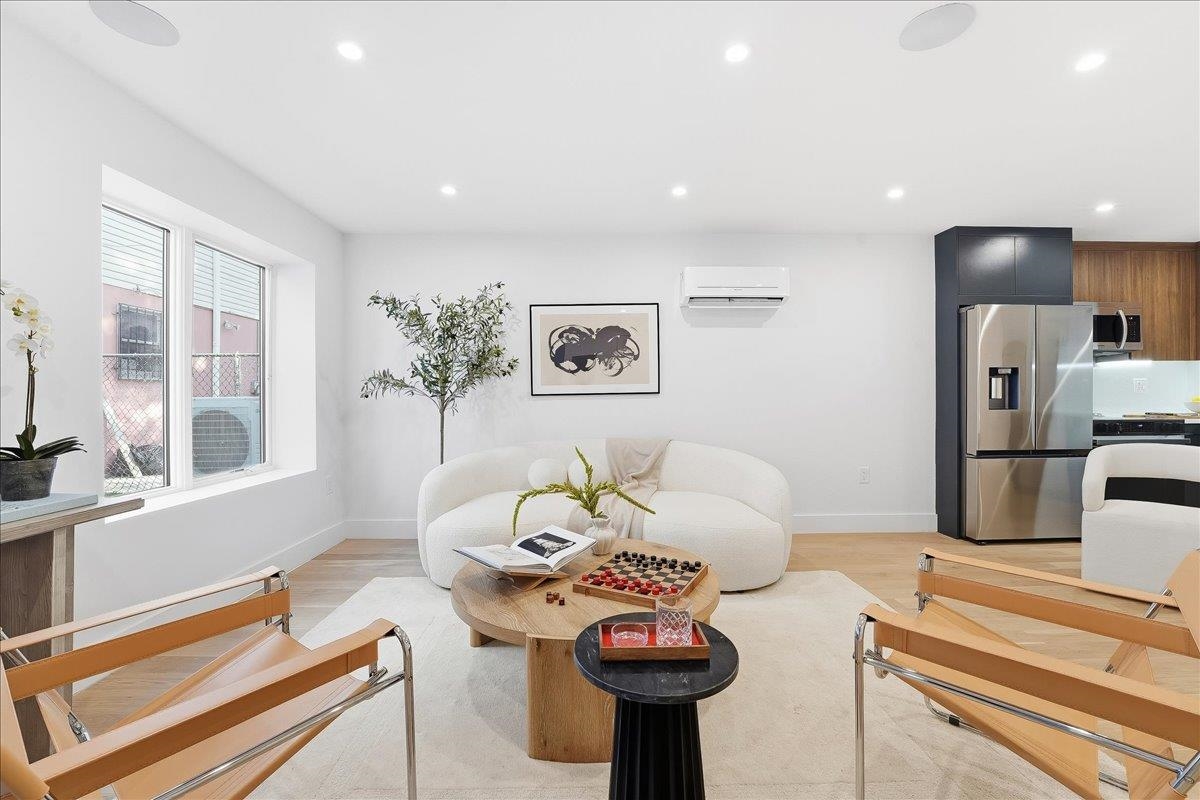105 LAIDLAW Avenue, Jersey City, JC Heights, NJ 07306 - Property photo 5 of 18